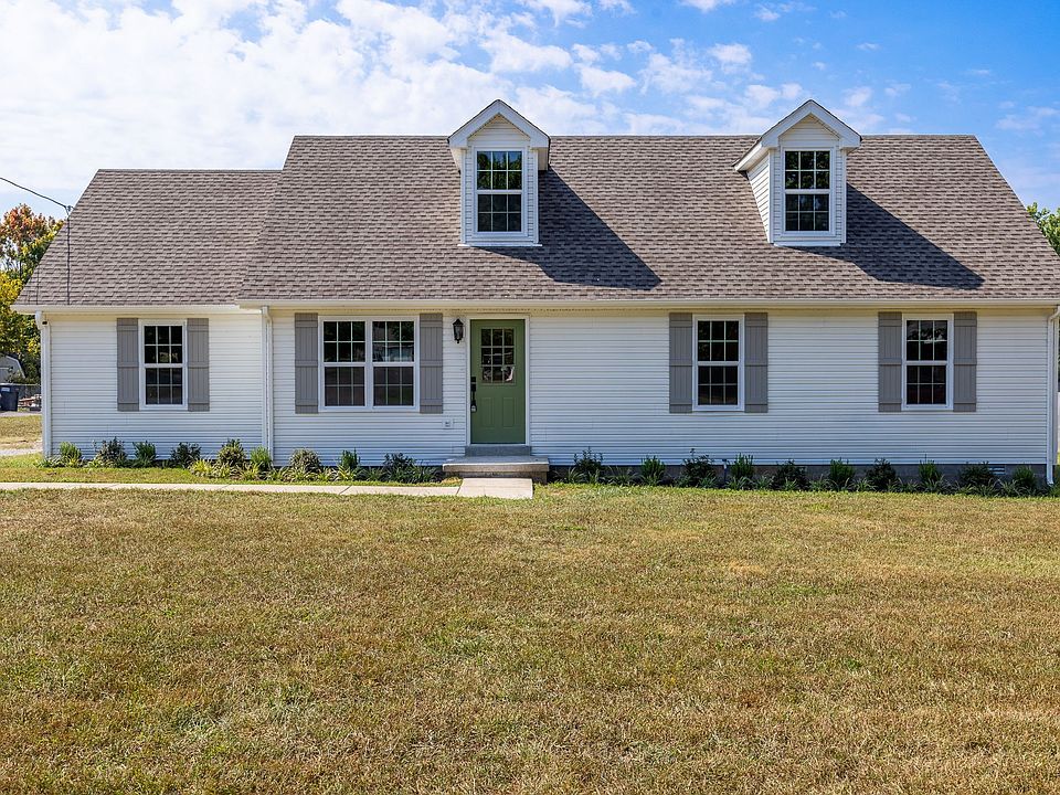 1st image of 7622 Greenway Dr