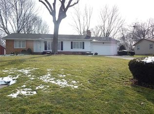 684 Highland Park Dr, Akron, OH