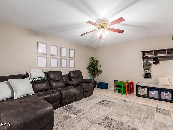 5th image of 2428 W Naranja Ave