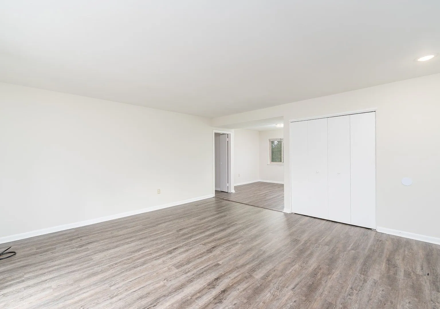 Brooke Court Apartments — Photo 4