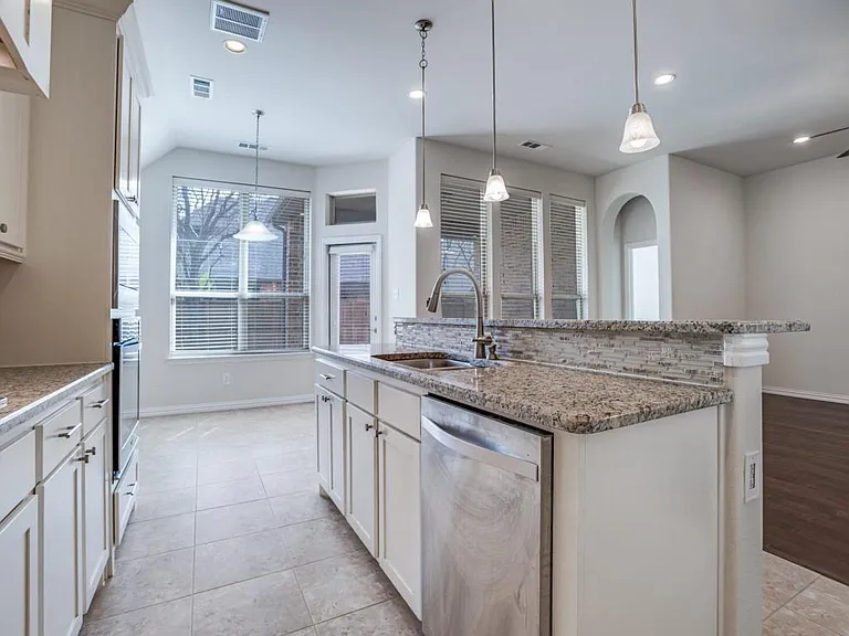 6813 Grand Mesa Pkwy — Photo 9