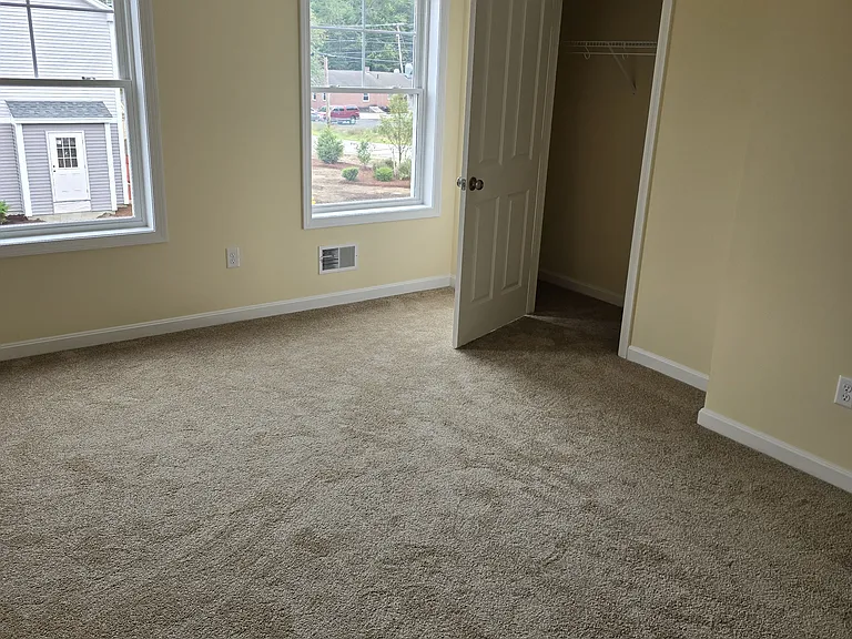 2-5 Megway Ct — Photo 29