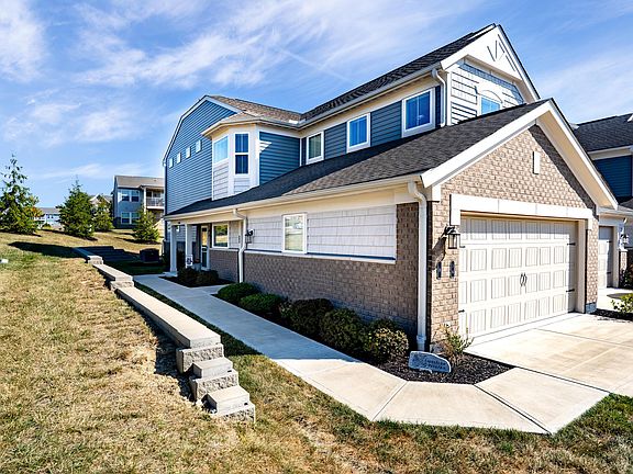 4th image of 16 Pebble Brook Pl