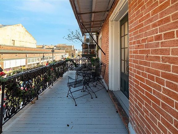 4th image of 514 Dumaine St APT 4