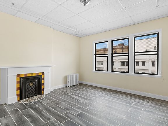 3rd image of 340 9th St APT 3F