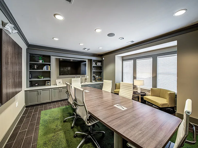 Avellan Springs Apartments — Photo 26