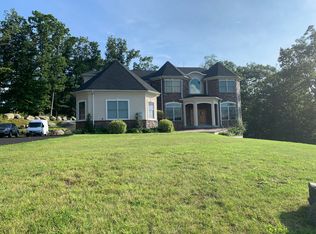 7 Staffordshire Ct, Sparta, NJ 07871
