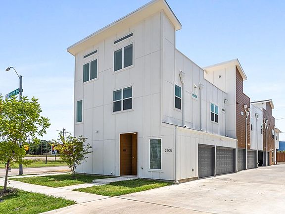 2nd image of 2505 Benbrook Blvd #2027