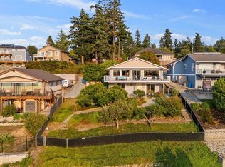 688 Gladstone Dr, Camano Island, WA