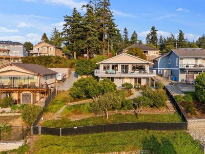 688 Gladstone Drive, Camano Island, WA, 98282