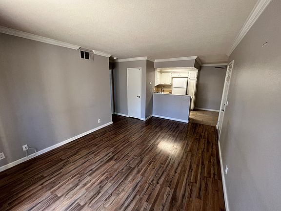 4th image of 1309 W Mission Blvd #U-57
