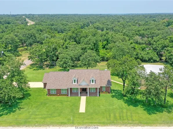 3 Ranchview Dr, Normangee, TX 77871