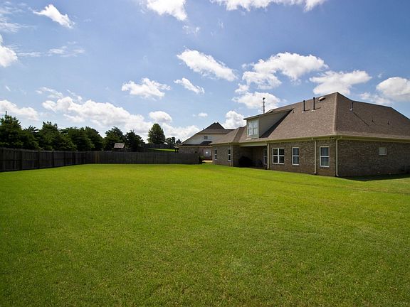 4th image of 2942 Ainsworth Ln