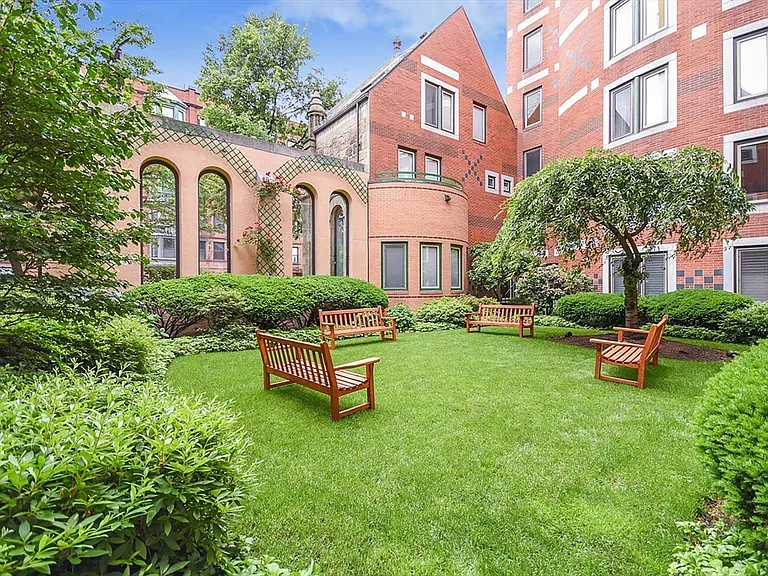492 Beacon St #82 — Photo 33