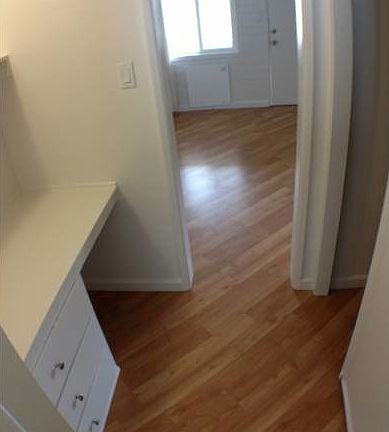 4th image of 1608 8th Ave