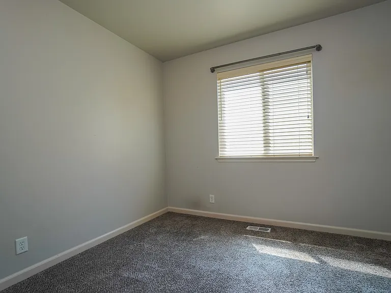 1445 W Silver Salmon Dr — Photo 7