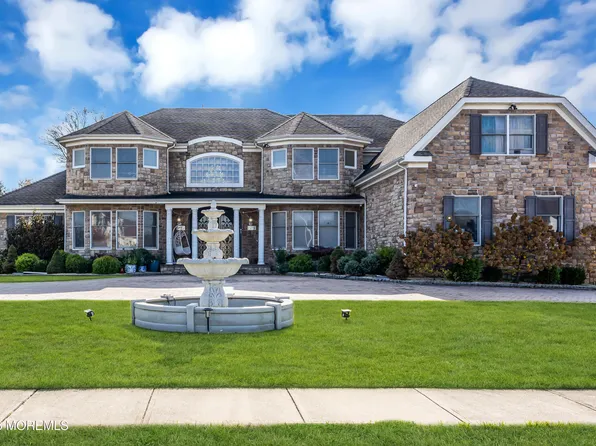 185 Dayna Court, Toms River, NJ 08753