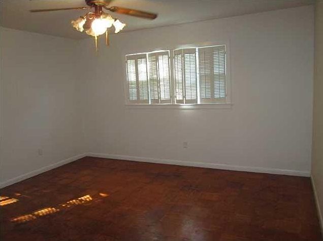 2nd image of 506 Larose Dr