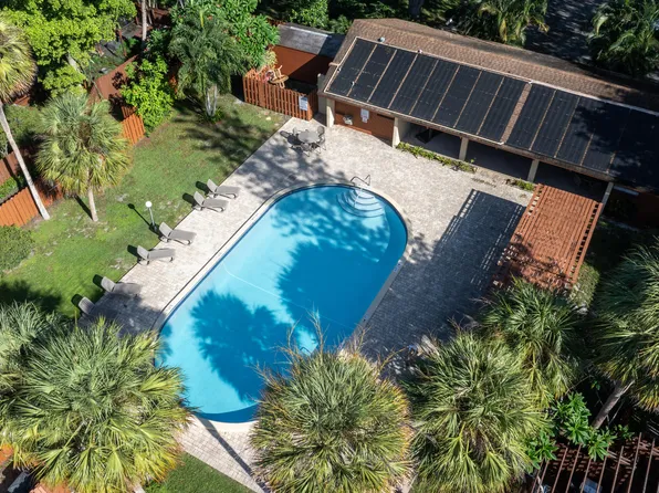 6131 NW 34th Way, Fort Lauderdale, FL 33309
