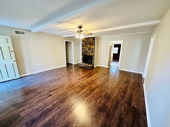 3rd image of 6655 Hartford Dr