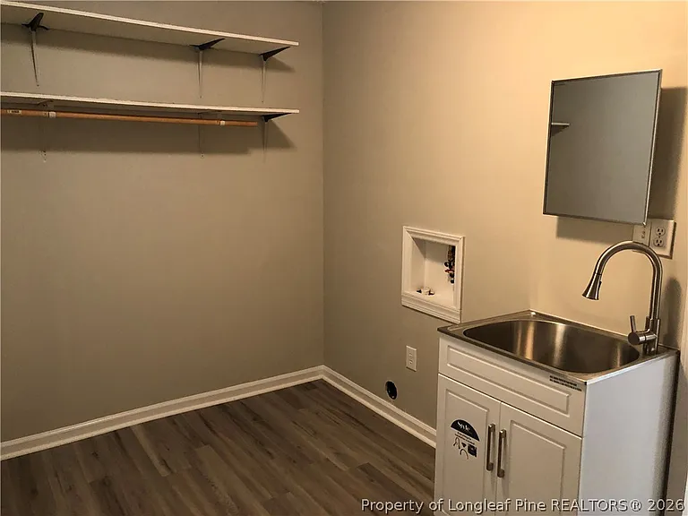 6341 Rockford Dr — Photo 13