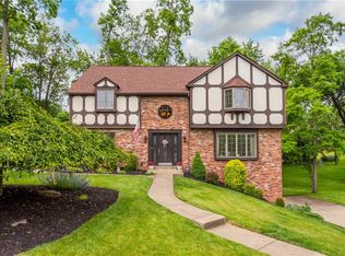 1193 Airedale Dr, Bethel Park, PA