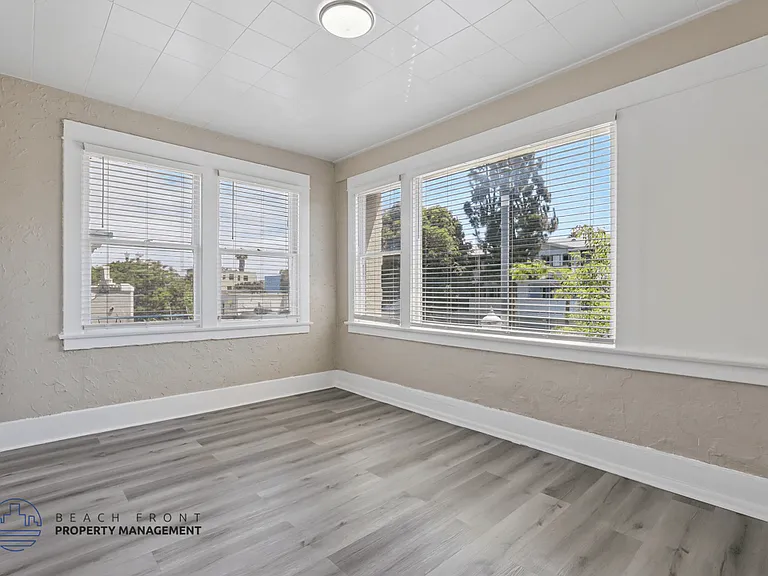 1141 Pine Ave — Photo 39