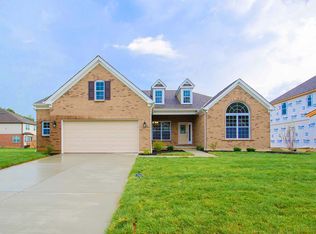 1247 Autumn Run Dr, Maineville, OH 45039
