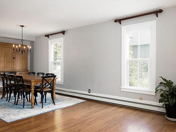 3rd image of 59 Center St