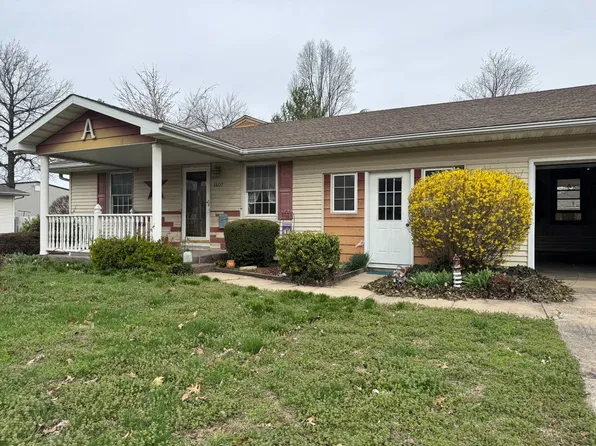 1407 W Delaware St, Fairfield, IL 62837