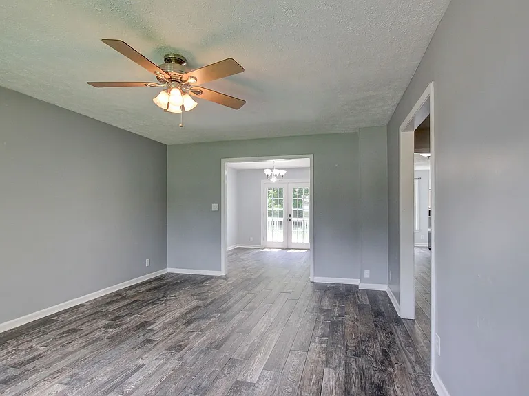 180 Kings Deer Dr — Photo 55