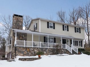 28 Silver Brook Rd, Ridgefield, CT 06877