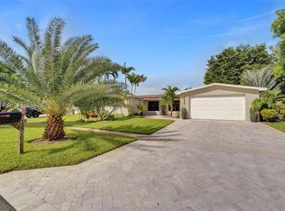 1420 NW 114th Ave, Pembroke Pines, FL 33026
