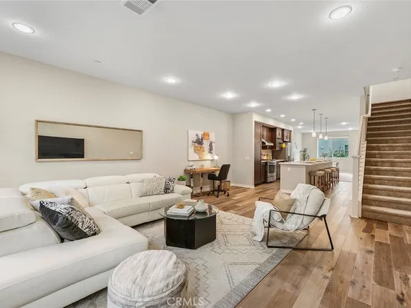 1510 W Artesia Sq APT G, Gardena, CA 90248