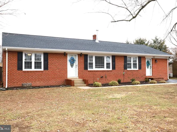 15210 Hughesville Manor Dr, Hughesville, MD 20637