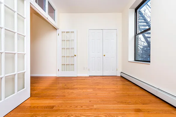 Rented by Nooklyn NYC LLC | media 41