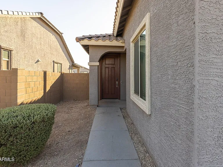 3830 S 64th Dr — Photo 4