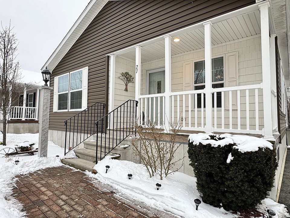 1st image of 27 Lantern Ln