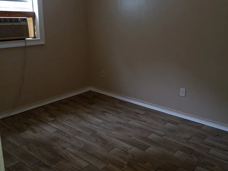 605 Herald St — Photo 28