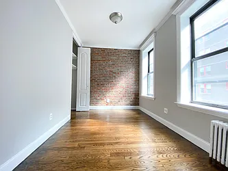 Rented by Nest Seekers International