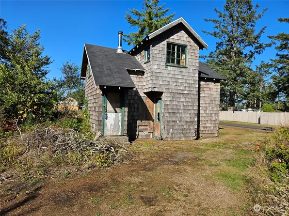 257 xx R Street, Ocean Park, WA 98640