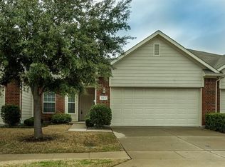 264 Heritage Hill Dr, Lewisville, TX 75067
