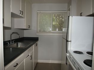 2424 E Madison St APT 303, Seattle, WA 98112