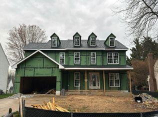 7429 Rosewood Manor Ln, Gaithersburg, MD 20882