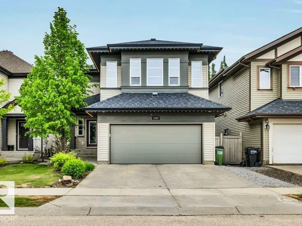1107 Chahley Ct NW, Edmonton, AB T6M 0K5