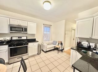 161 Hampshire St #3A, Cambridge, MA 02139