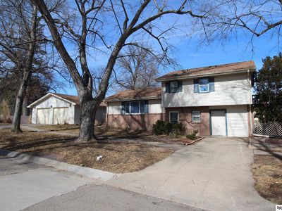 506 W 1st St, Wilber, NE, 68465