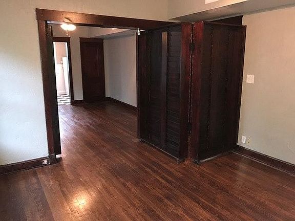 3rd image of 4245 Harrison St #3