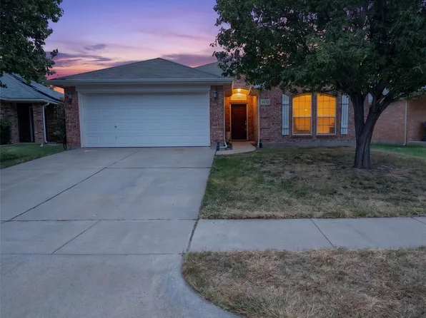9612 Linton Dr, Fort Worth, TX 76108