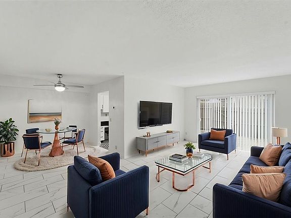 5th image of 424 Windmeadows St Unit 424